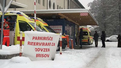 »COVID-19 nam je pravzaprav zgolj sesul iluzije, odprl oči ... Naša edina naloga je, da se znebimo strahu in končno spravimo ta prekleti virus na nivo drugih bolezni«