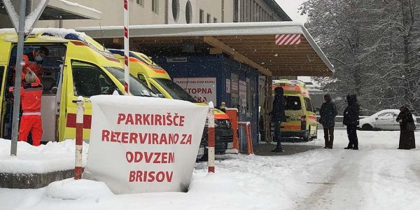 »COVID-19 nam je pravzaprav zgolj sesul iluzije, odprl oči ... Naša edina naloga je, da se znebimo strahu in končno spravimo ta prekleti virus na nivo drugih bolezni« 