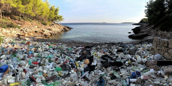 Evropski teden zmanjševanja odpadkov – s plastiko, zdravili in drugimi nevarnimi odpadki proč od narave!