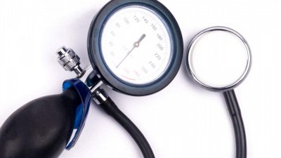 »Imamo močno ekipo, ki premore ogromno znanja in izkušenj, naša stališča pa temeljijo na ohranjanju javnega zdravstva,« poudarja nova predsednica zdravniške zbornice Bojana Beović