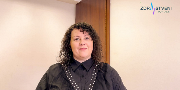 »Rutinska operacija ciste na jajčniku se je močno zapletla: prestala sem 8-urno težko operacijo, reanimacijo, prejela 13 enot krvi, sledilo je večmesečno zdravljenje – in nihče ni posumil, da imam hemofilijo«