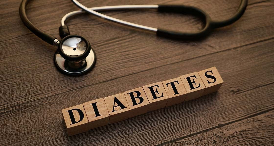 Sladkorna bolezen dolgo ne boli, bolijo pa njene posledice. Kako jih preprečiti, kako bolezen odkriti v čim zgodnejši fazi?