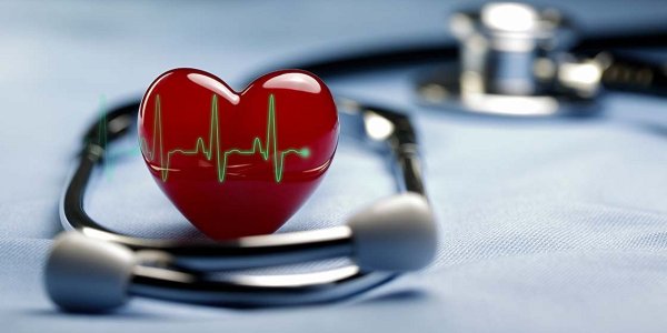 Srčno popuščanje – podrobno o preprečevanju tega napredujočega neozdravljivega obolenja, preventivnih prijemih, čim zgodnejši prepoznavi znakov bolezni, optimalnem zdravljenju in celostni obravnavi