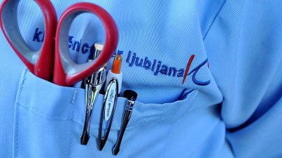Zaradi stavke bodo danes v zdravstvu in socialnem varstvu zagotovljene le nujne storitve