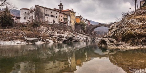 Zdravniki za boljše zdravje prebivalcev Anhovega in srednje Soške doline: »Zaščitite zdravje teh ljudi, kolikor je to sploh še mogoče!« 