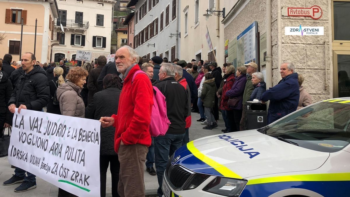 Salonit Anhovo, protest v Kanalu ob Soči