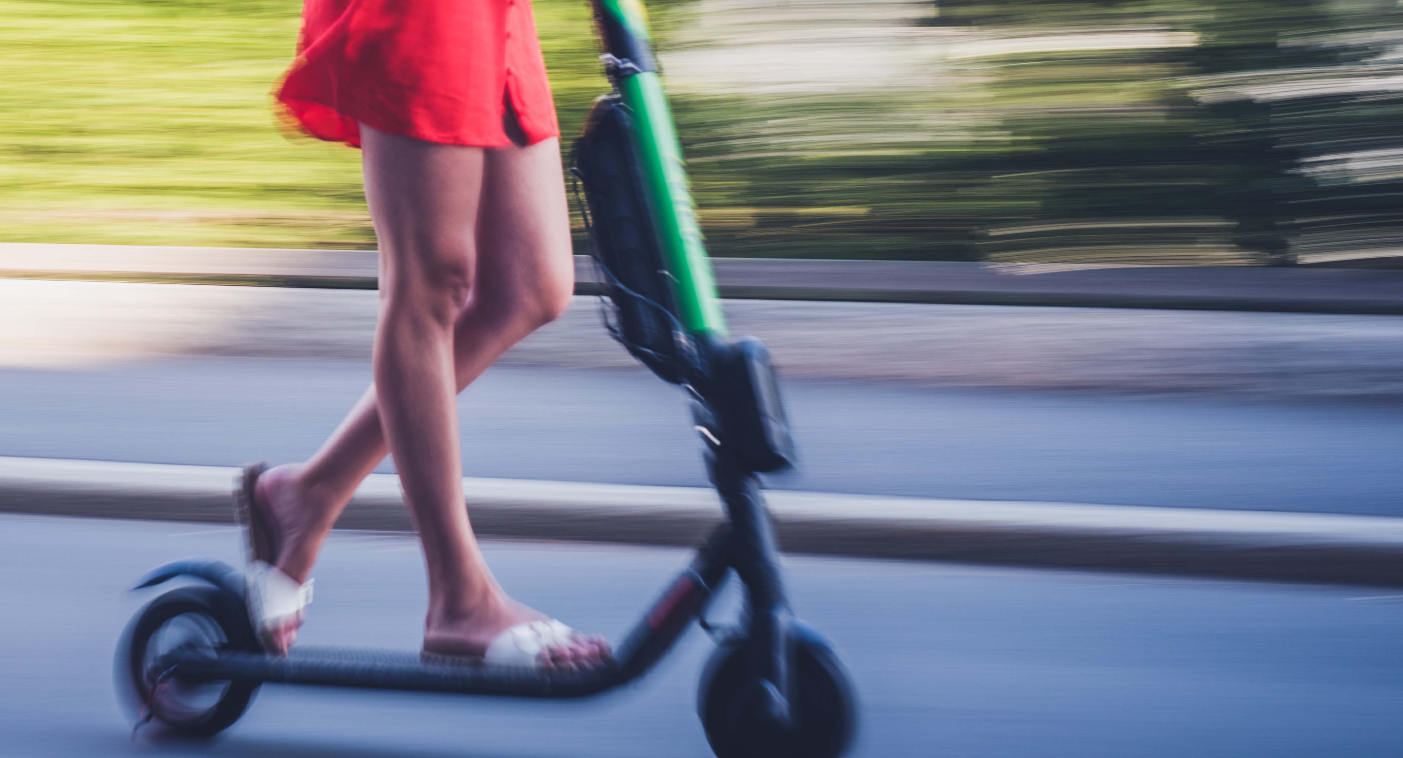 električni skiroji_upoštevanje varnostnih priporočil in zakonodajnih določil